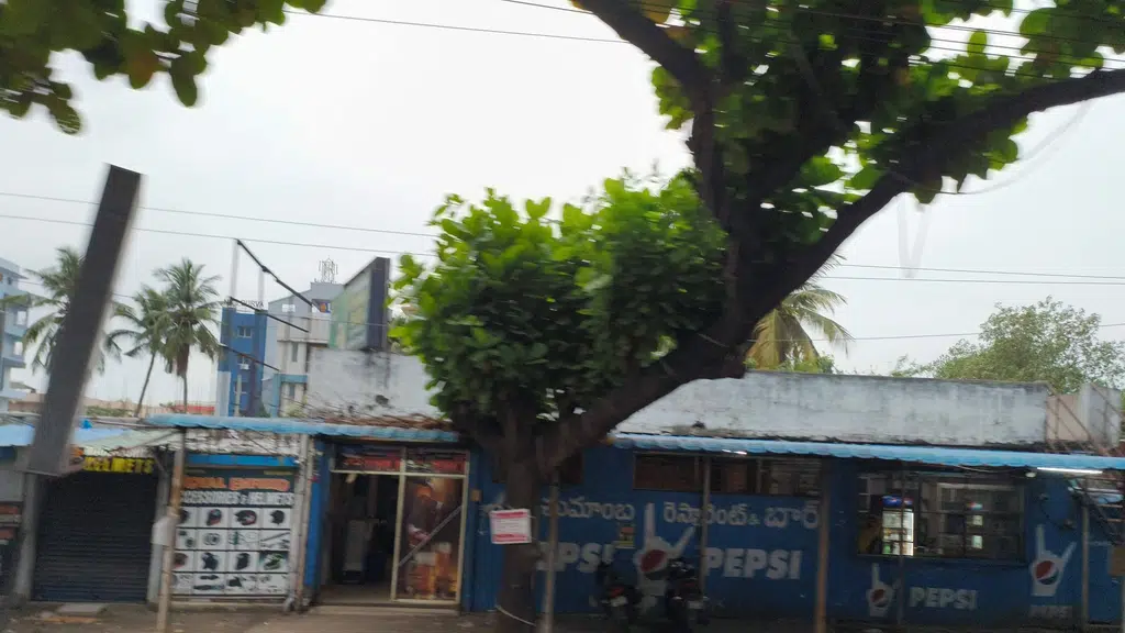 Andhra Tamiladu Road Lines