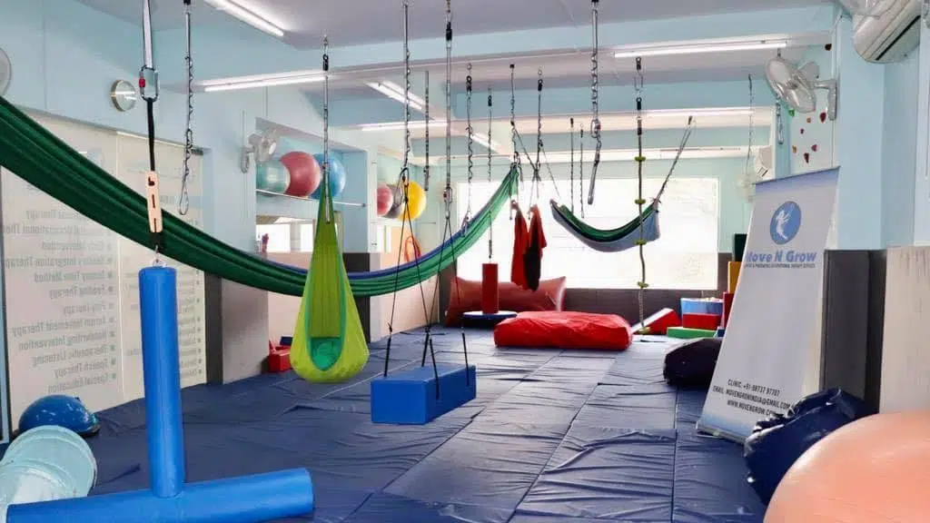 MOVE N GROW - Neonatal & Paediatric Therapy Center