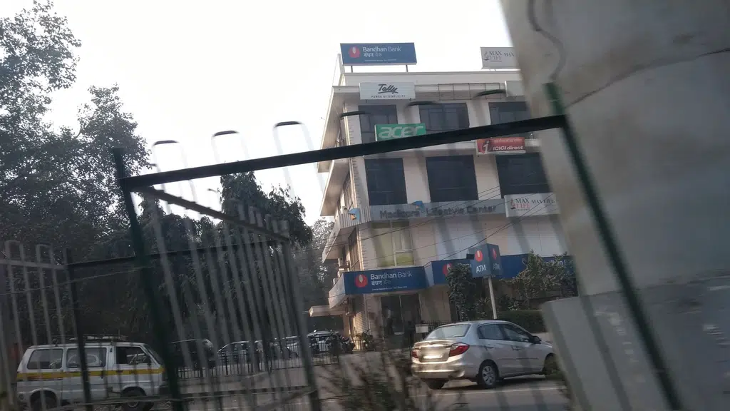 HAMA Salon And Academy