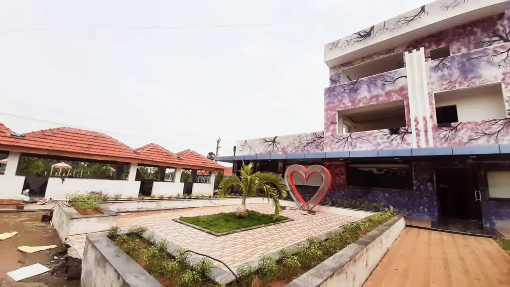 Siriki Resorts