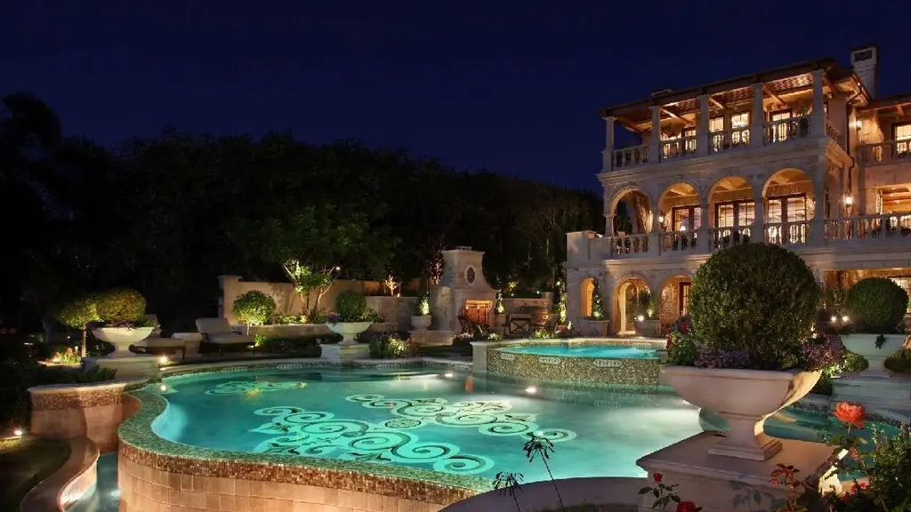 SS Mansion