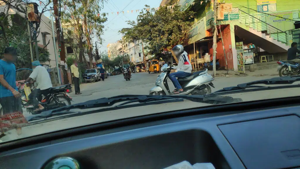 Sony Motor Driving School