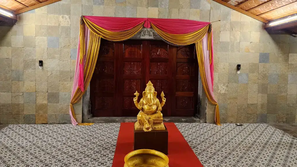 Sri perundevi varadharaja swamy mangala madapam