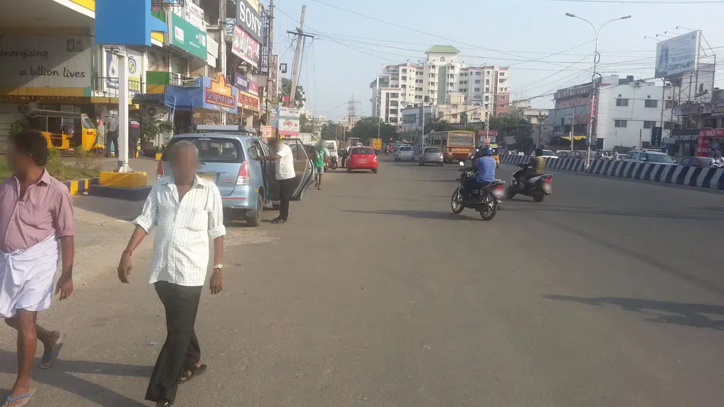 Ponnu Supermarket