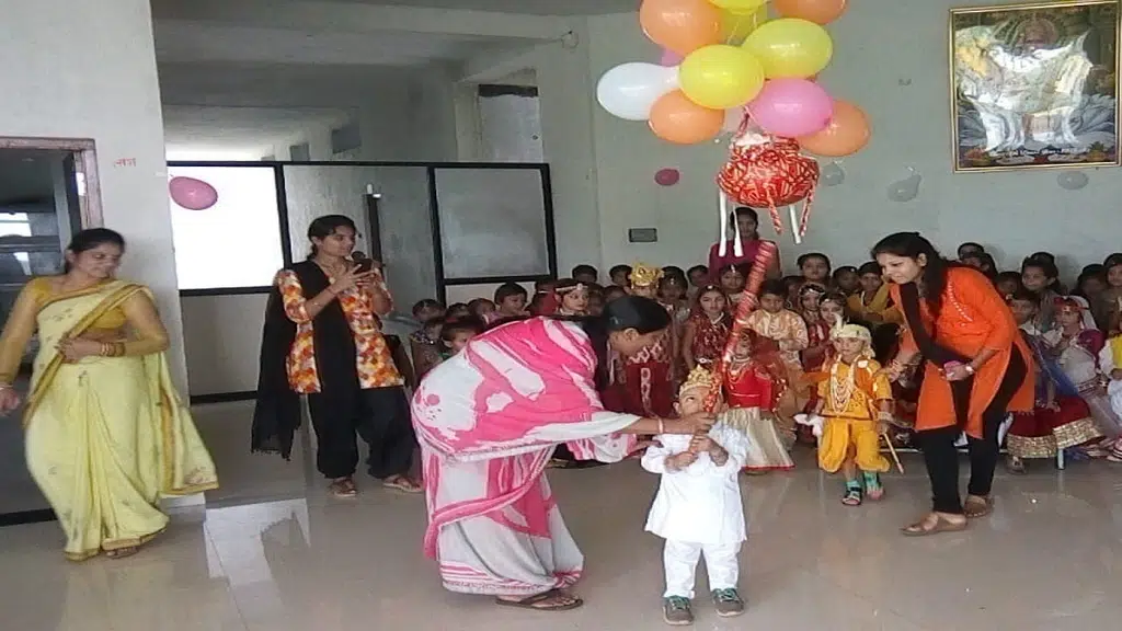 Gayatri Vidhya Mandir,Nousar