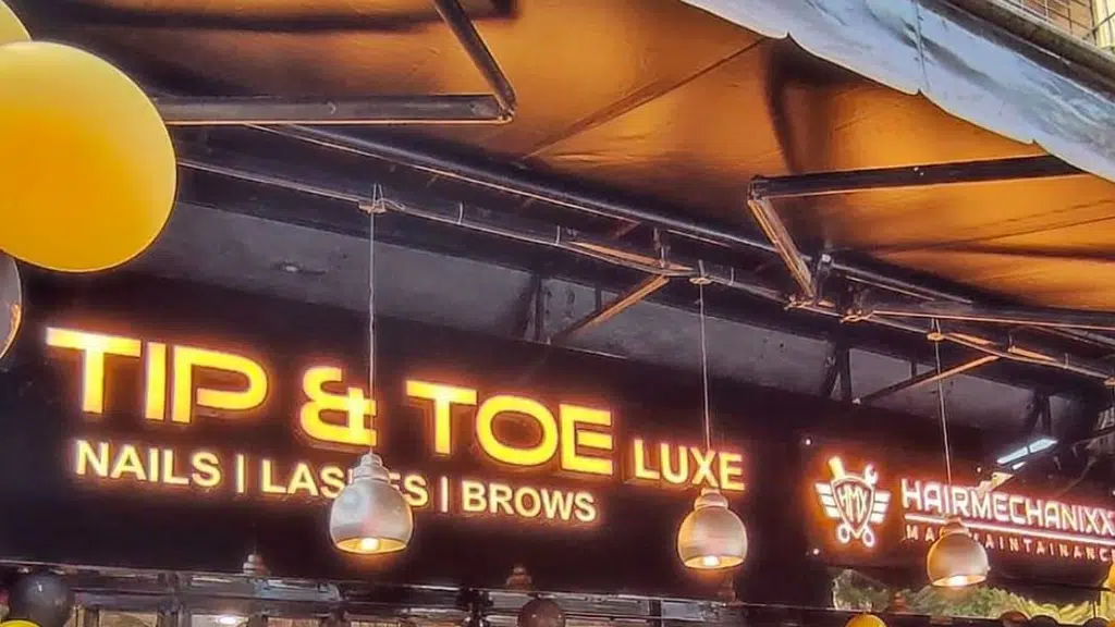 Tip and Toe The Nail Club