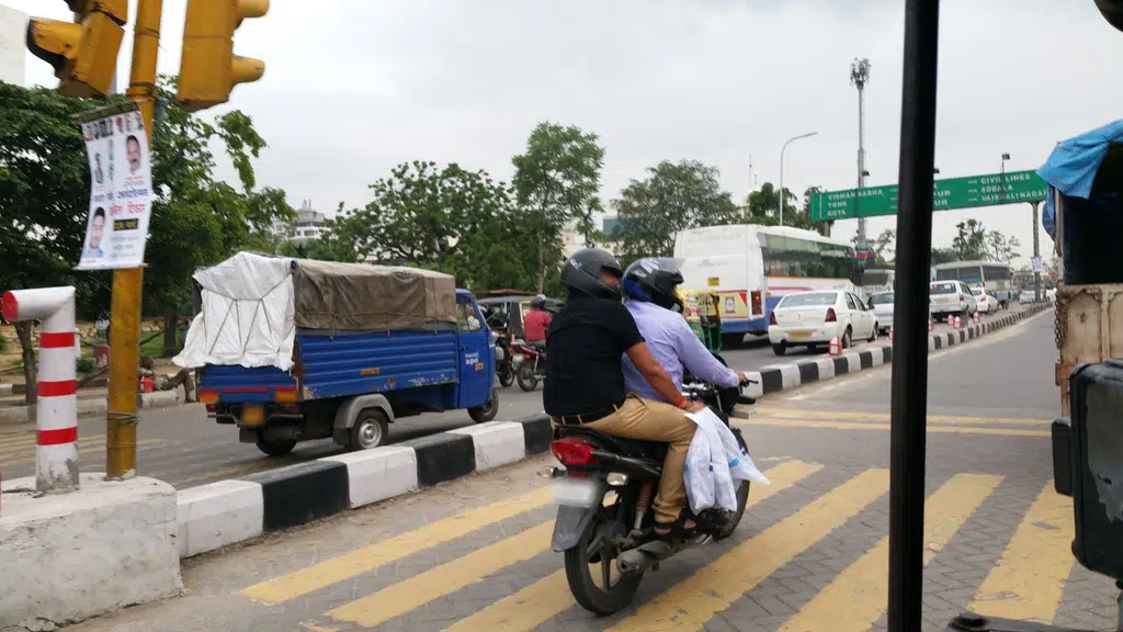 Mahindra K S Motors