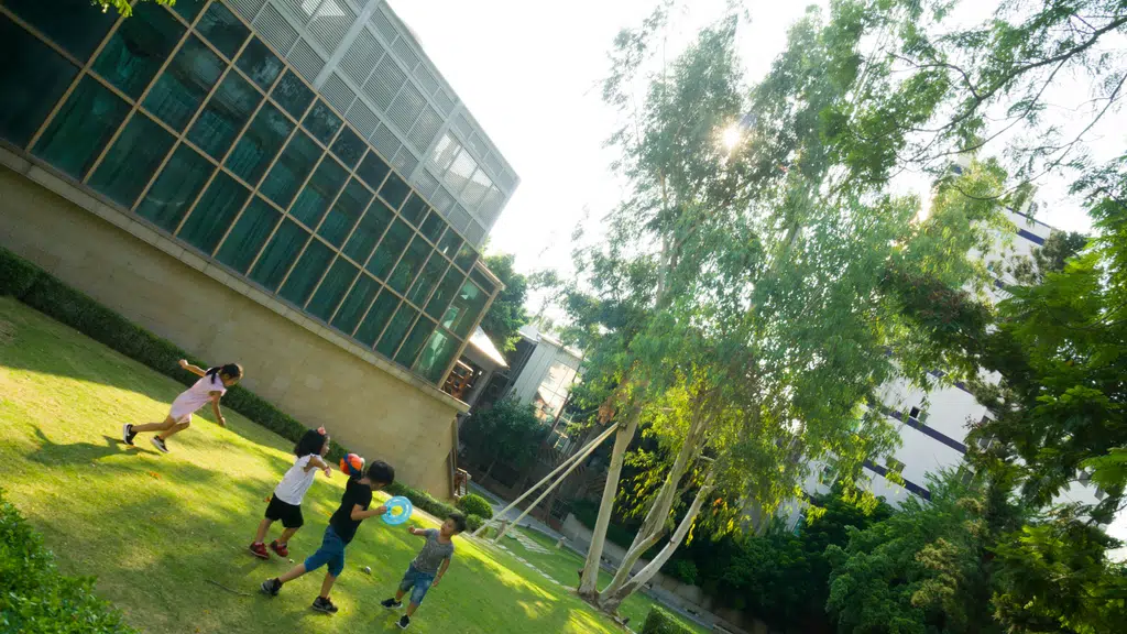 Roseland School