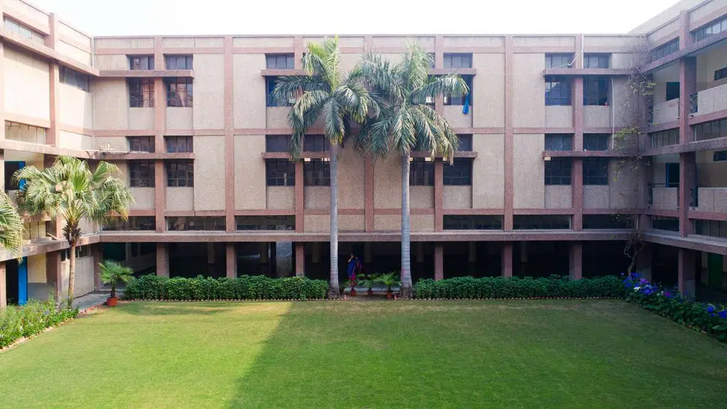 Cambridge School Srinivaspuri
