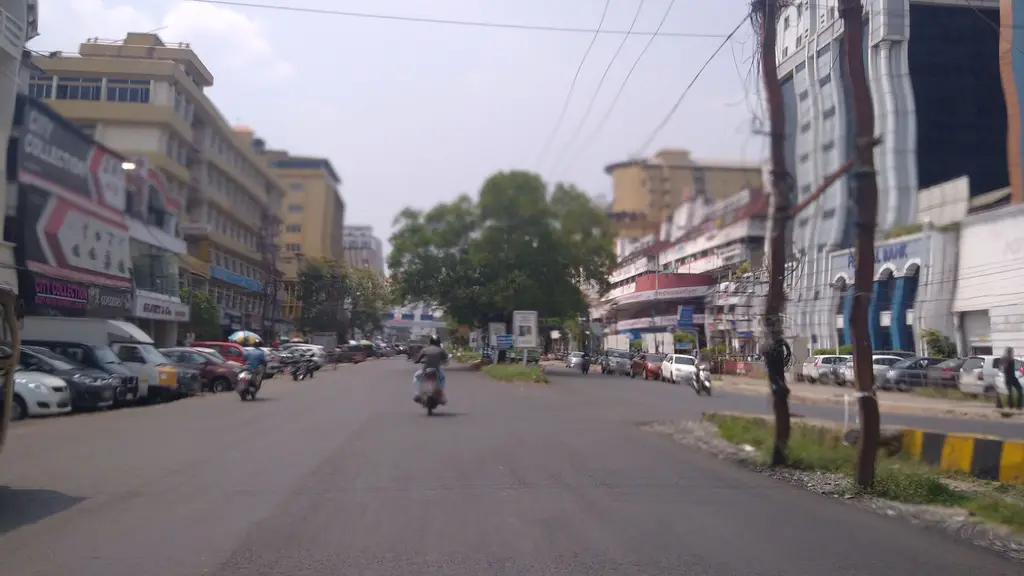 Shanmugham Road and Jew Street