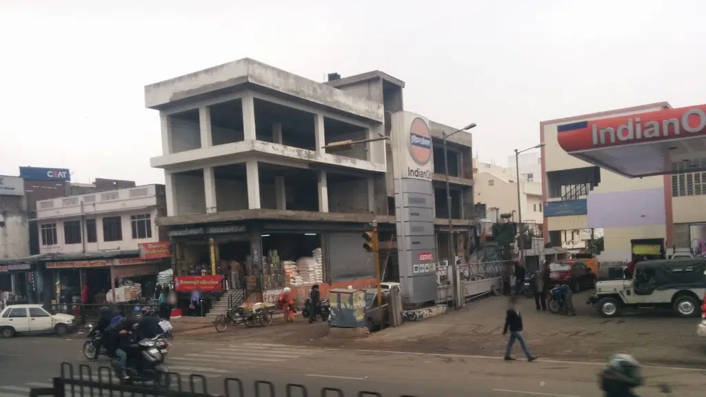 The Raymond shop