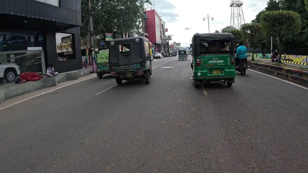 NEXA (Paramashiva, Vijayawada, Mg Road)