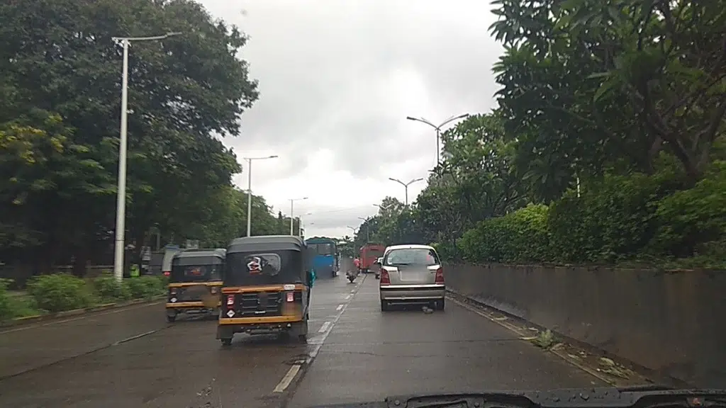 Neeta Volvo pickup point