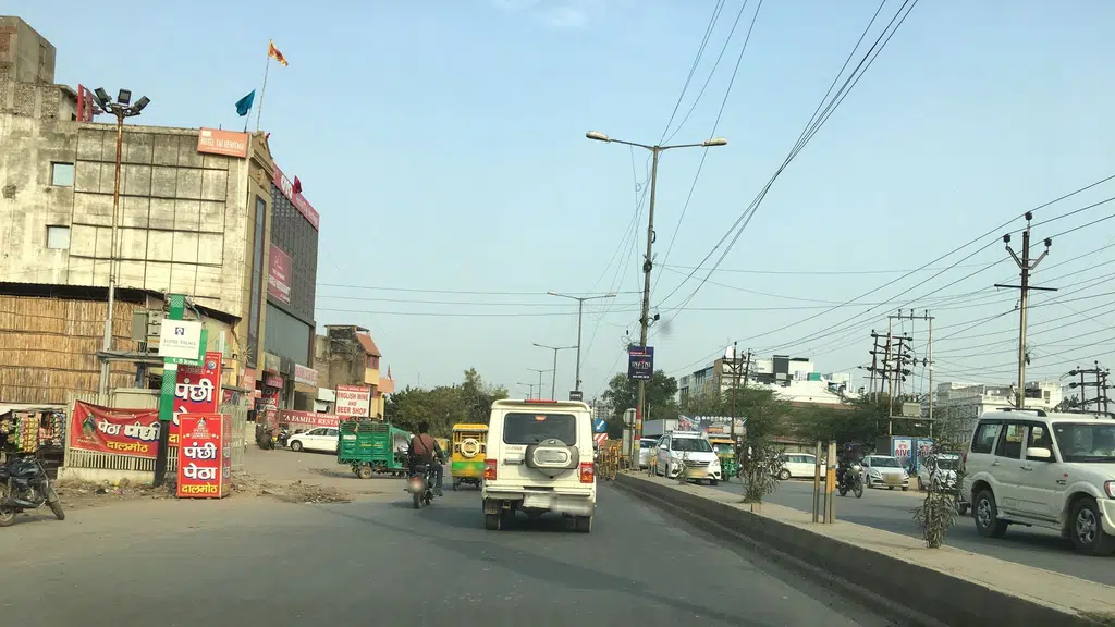 Agra(Basai) Branch ATM