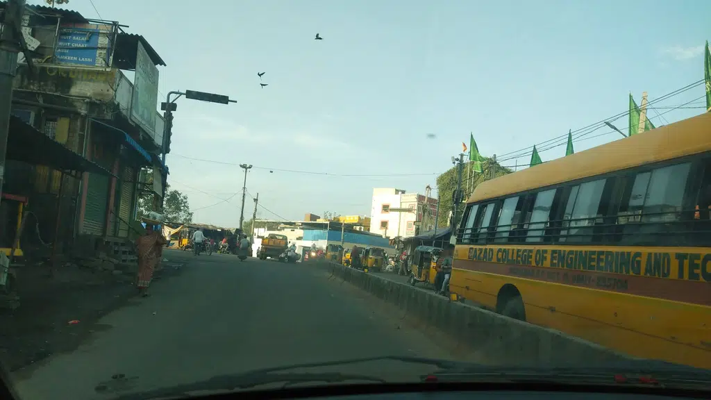 Puranapool Gandhi Statue Bus Stop