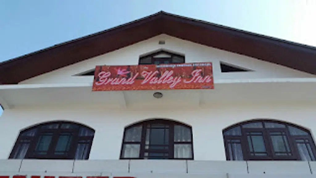 Hotel Grand Valley Inn