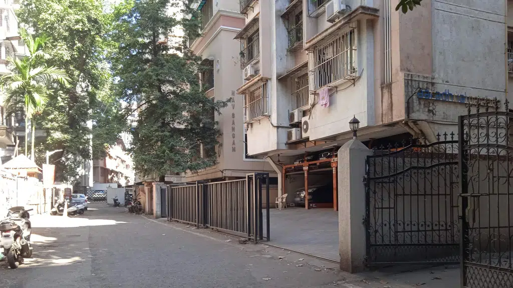 Lucky genaral stores