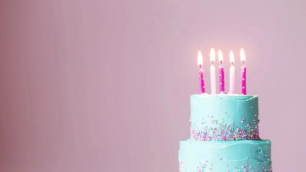 M R Cake Shop
