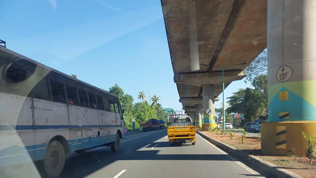Mahendra Giri Transport