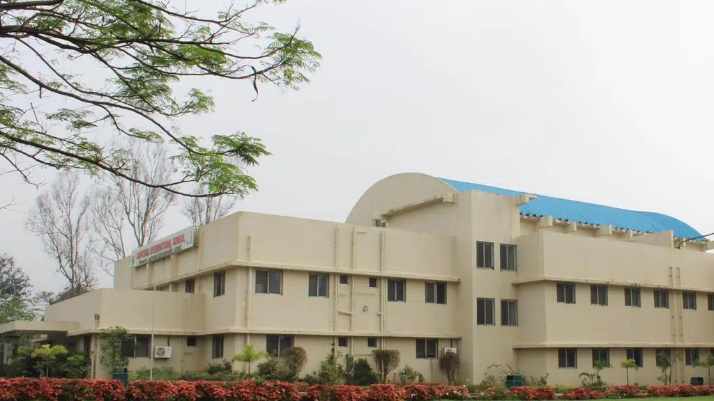 Saputara International School