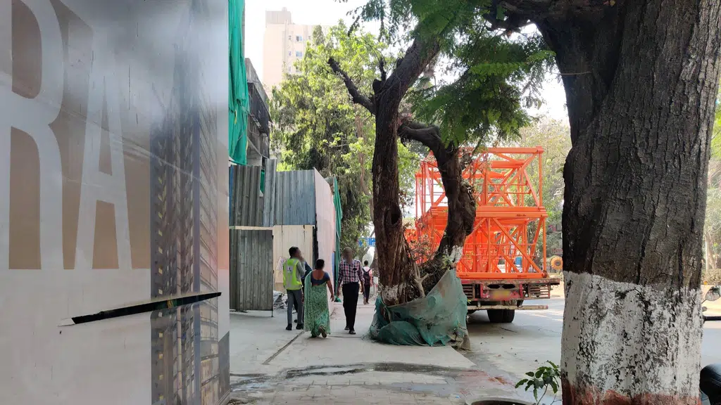 90 Degrees Mumbai GoregaonWest SV Road