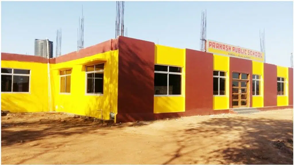 Prakash Public School, Kandali, Iglas