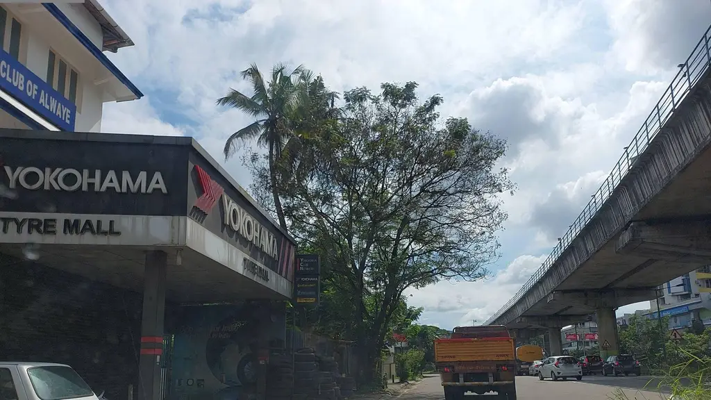 Aluva Deshabhivardhini Service Cooperative Bank