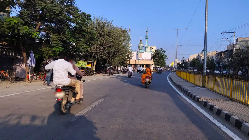 Laddu Pulliaha Sweets Stall  -'laddu sathi'