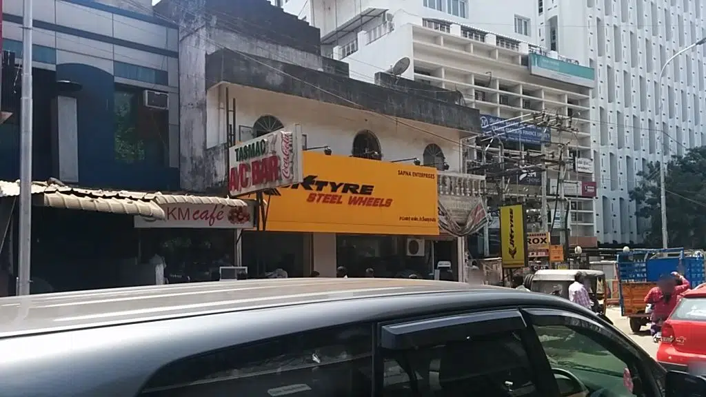 Saravana Traders Scrap and Old Furniture