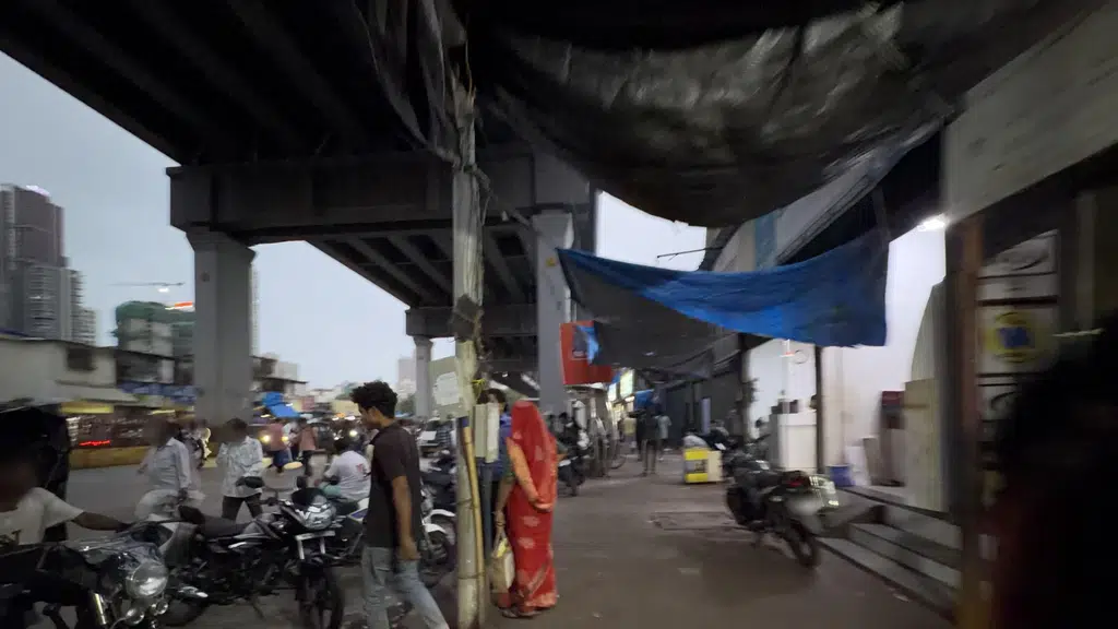 Shiv Mandir-Janta Colony Bus Stop