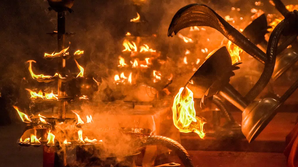 Himanshu Mala stores Varanasi