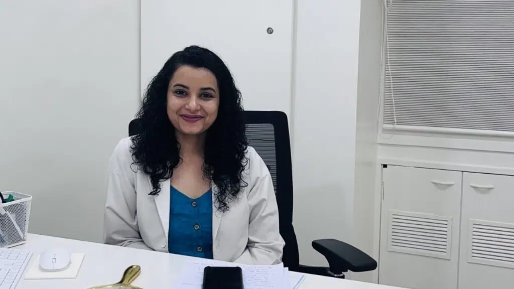 Dr.GayatriPagare