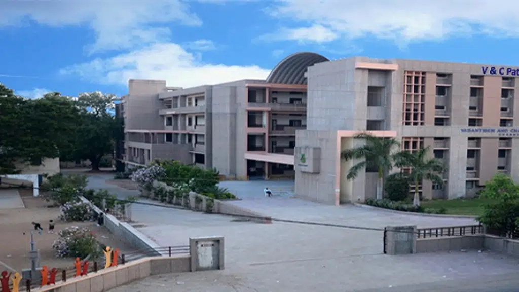 Vasantiben and Chandubhai Patel English School