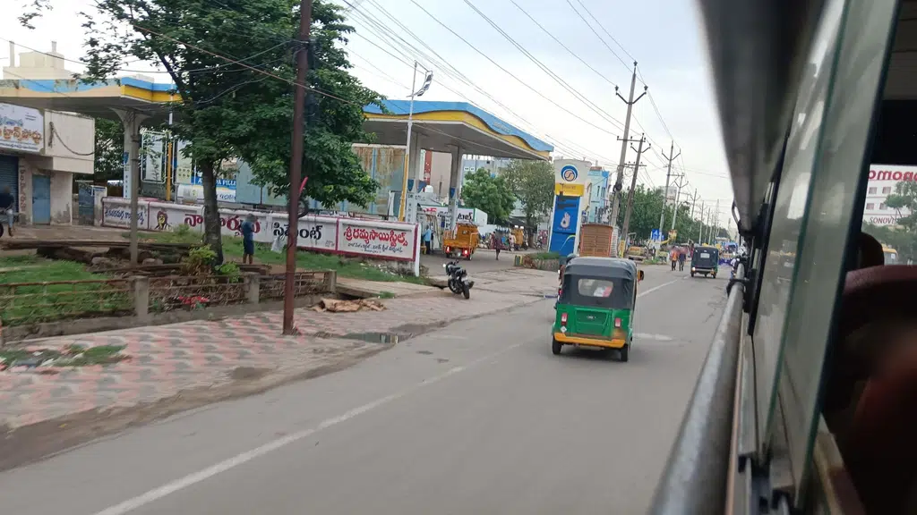 Suzuki Motorcycle (Padmaja Suzuki, Vijayawada, Singh Nagar)