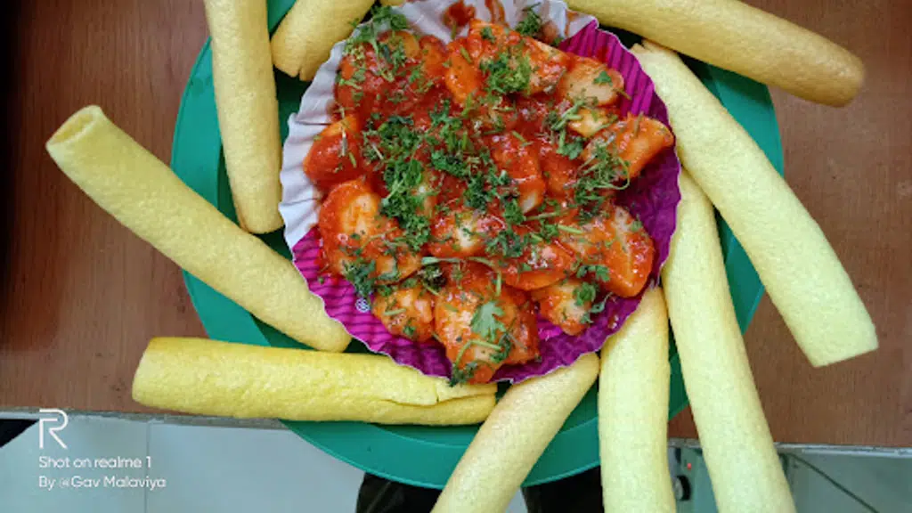 Kashtbhanjan Live Dhokla and Collagen Bhel