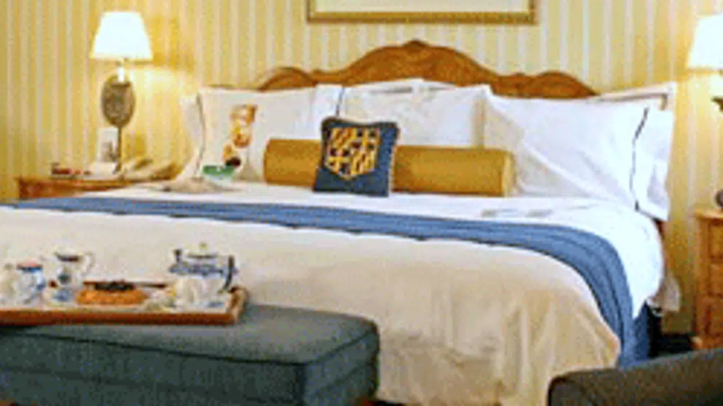 Fabhotel Colors Apart Hotel