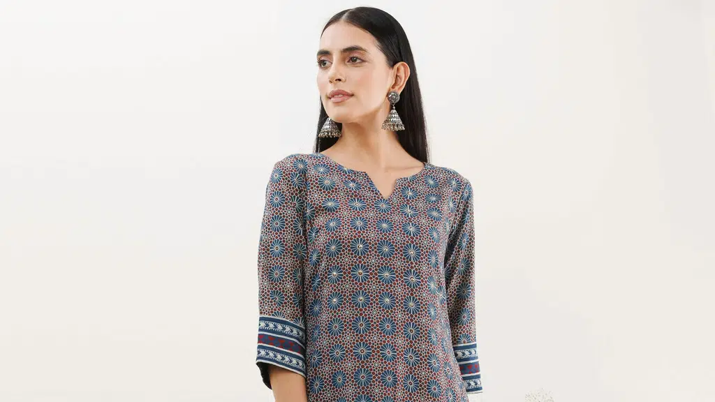 Sangam Fashion