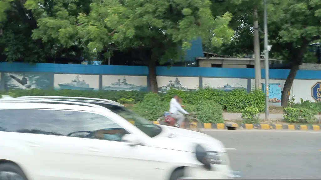 Chanakya Bhawan Bus Stop