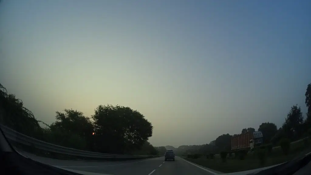 Lucknow To Azamgarh