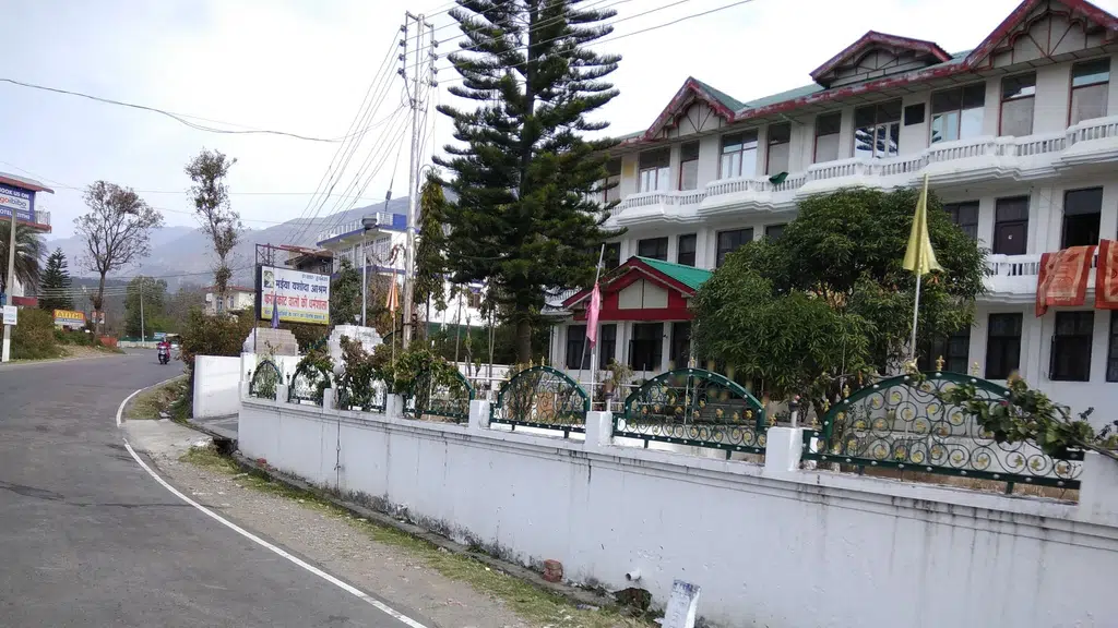Sunita's Hotel and Restaurant