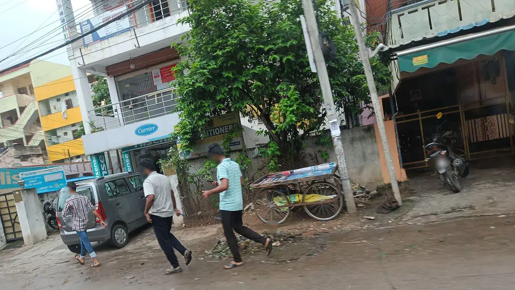 Shiva Delux Boys Hostel