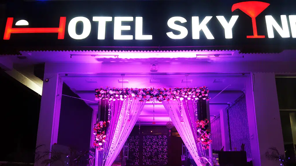 Hotel Sky Inn