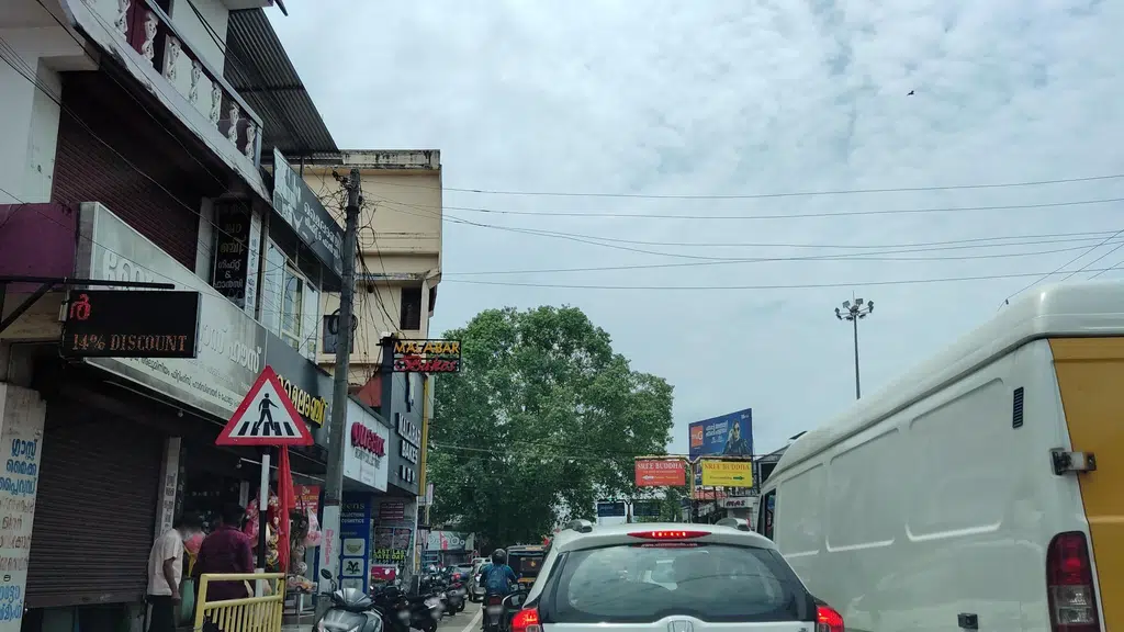 Aadi Yogi aayodhana kalari, pandalam