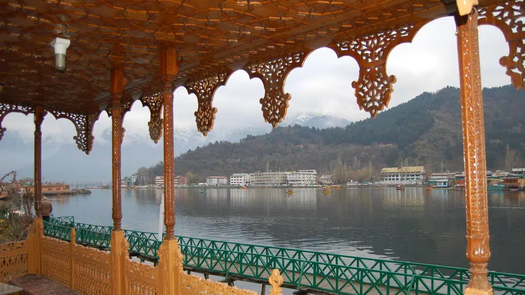 Karnai Houseboats New Golden Gem