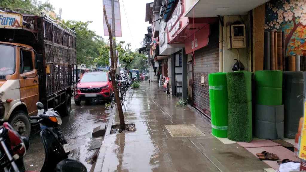 Santosh Vyayam Mandir Ganeshoutasv