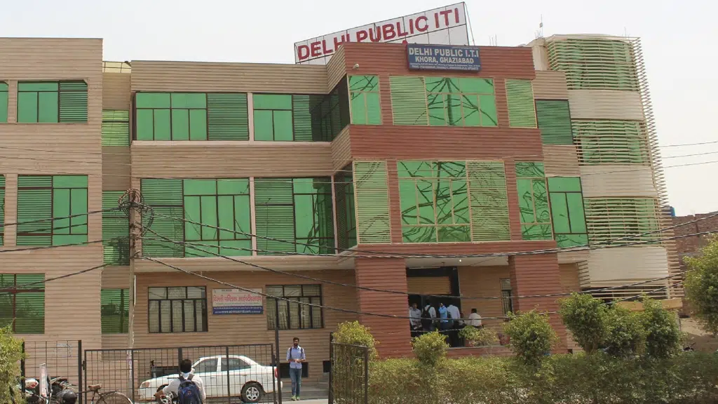 DELHI Public ITI khora ghaziabad
