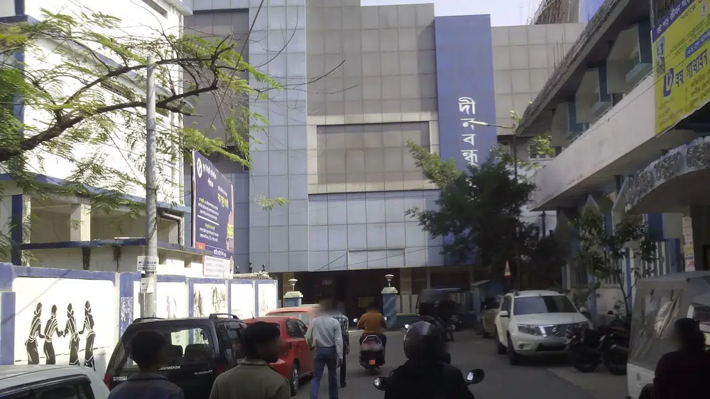 Saha Taxi Tour And Travel