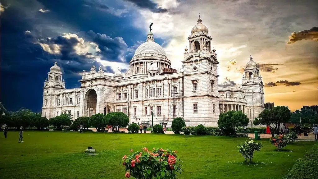 Standard Tours and Travels