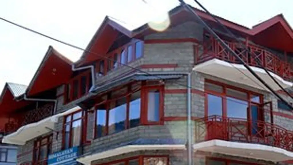 Shavarni Tour & Travel