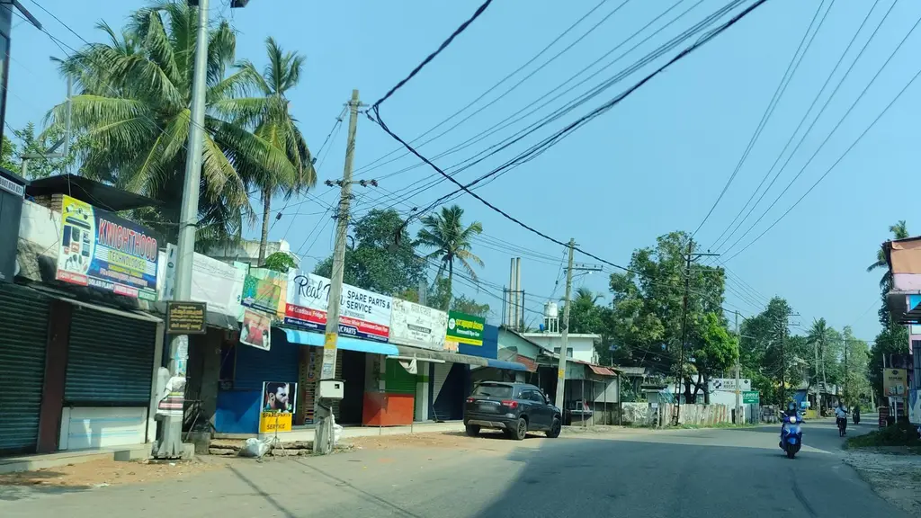 Poombatta Fish Market